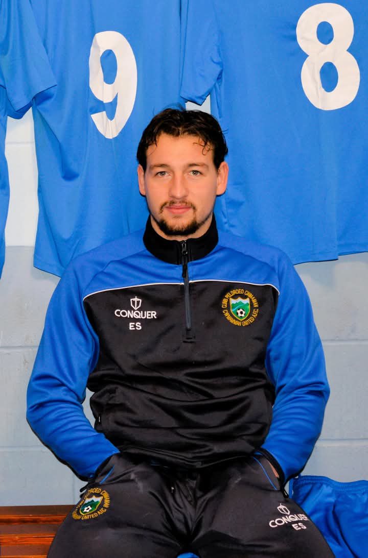 Cwmamman United AFC tweet media