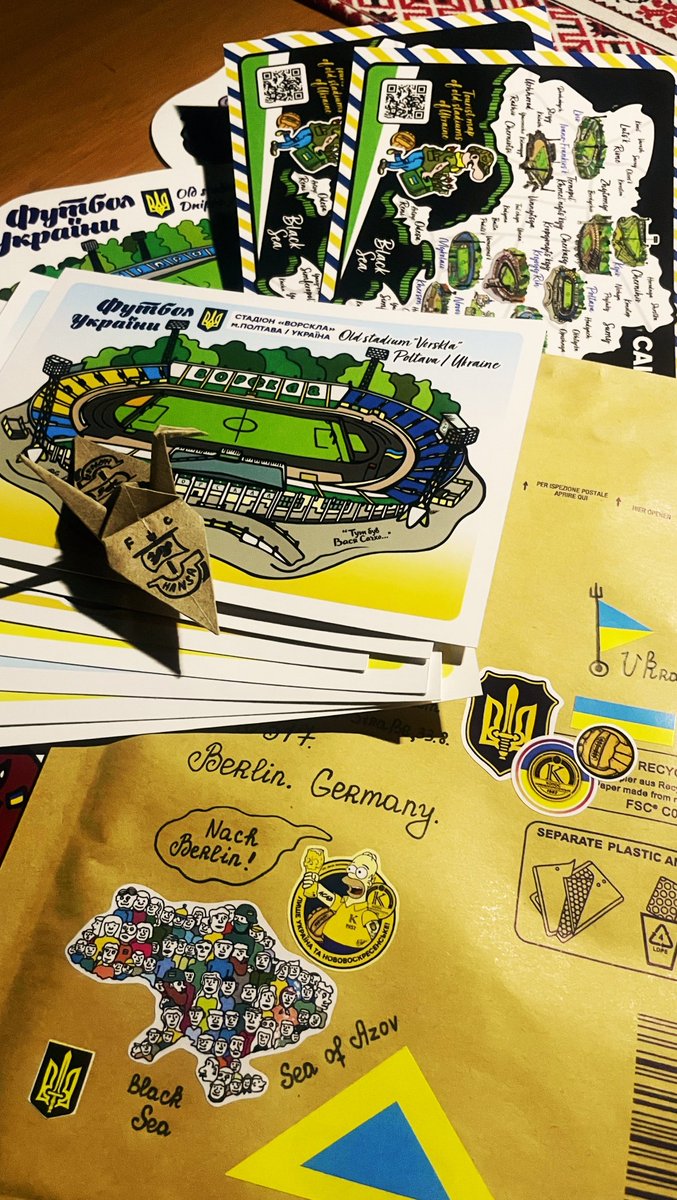 UkroArt's tweet photo. Vielen Dank 🇩🇪🇺🇦 💌 #Postcards #Groundspotting #GroundhoppingArt #Groundhopping #HansaRoctock #Berlin #BerlinPostcards #GermanyUkraine #Stickers #Sticker #FootballStickers #HandMade #OldTattoo #OldSchool #BeautifulStickers #HerthaBerlin #Hertha #GermanyHansa #HappyDay #December https://t.co/jweqrpGYhy