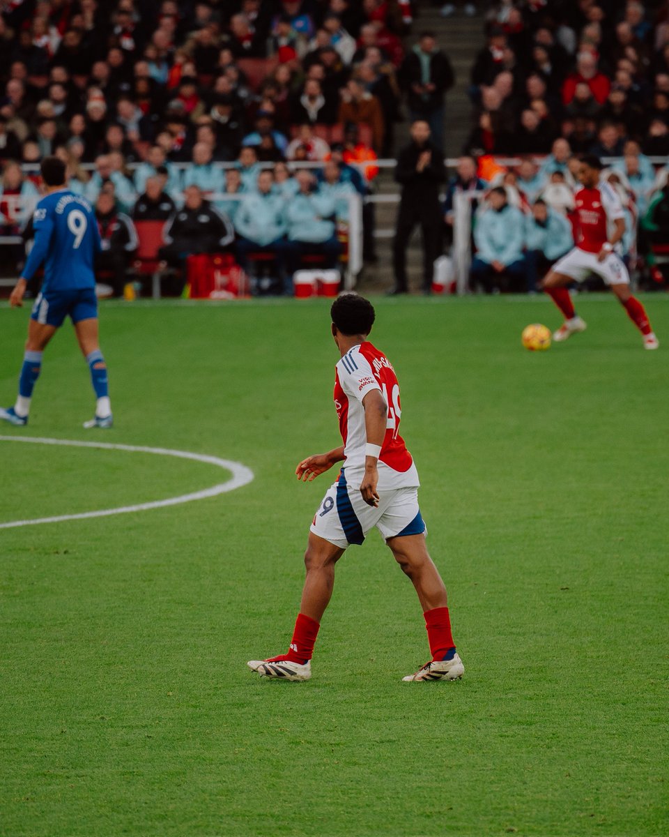 lewisskelly49's tweet photo. Proud to make my first Premier League start but a frustrating result. Feel disappointed but we will keep working hard together. https://t.co/uO4FJ6ziq3
