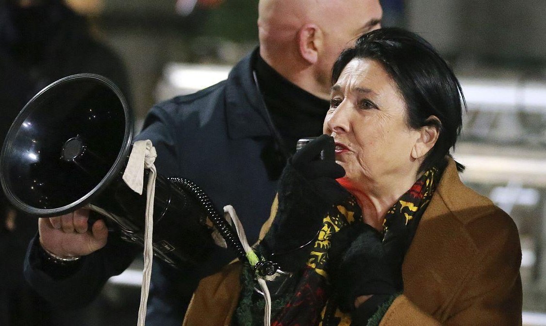 The only legitimate President of #Georgia is <a href="/Zourabichvili_S/">Salome Zourabichvili</a> !🇬🇪🇪🇺