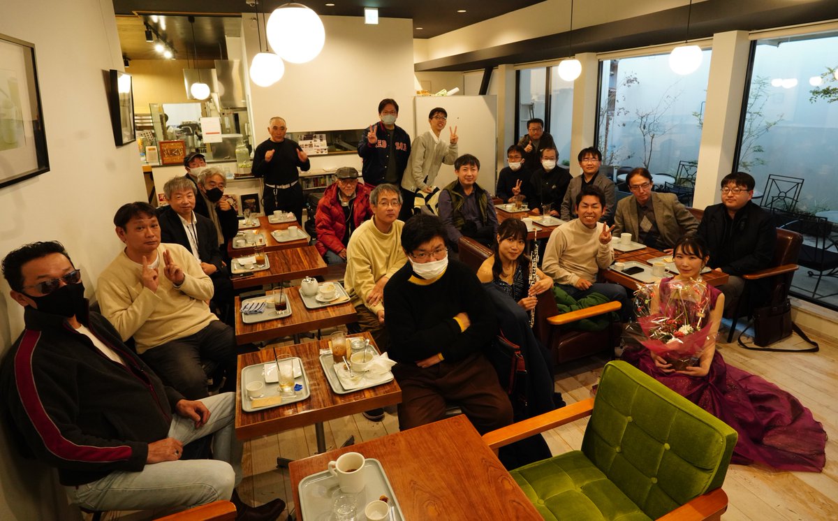 バード-N tweet media