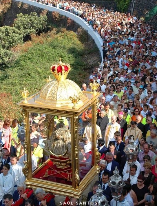 Seminari a Santa Cruz de la Palma "Gestión, protección y promoción de los rituales festivos: la Bajada de la Virgen".

En representació del Misteri d’Elx, Joan Castaño va ser l'encarregat d'explicar les característiques de la Festa i els seus reptes de cara al futur.

✨🤍✨