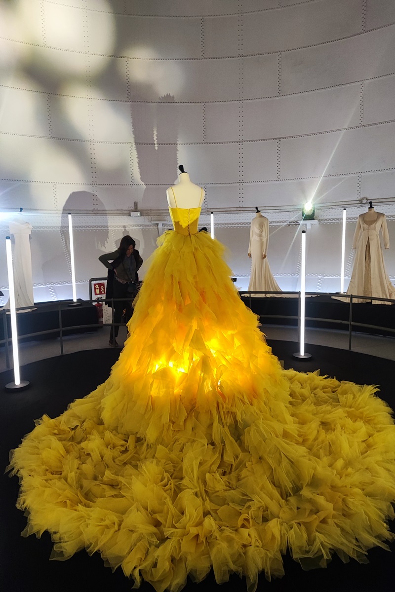 Si eres amante de la moda, no te puedes perder esta exposición teveoenmadrid.com/2024/12/capril…