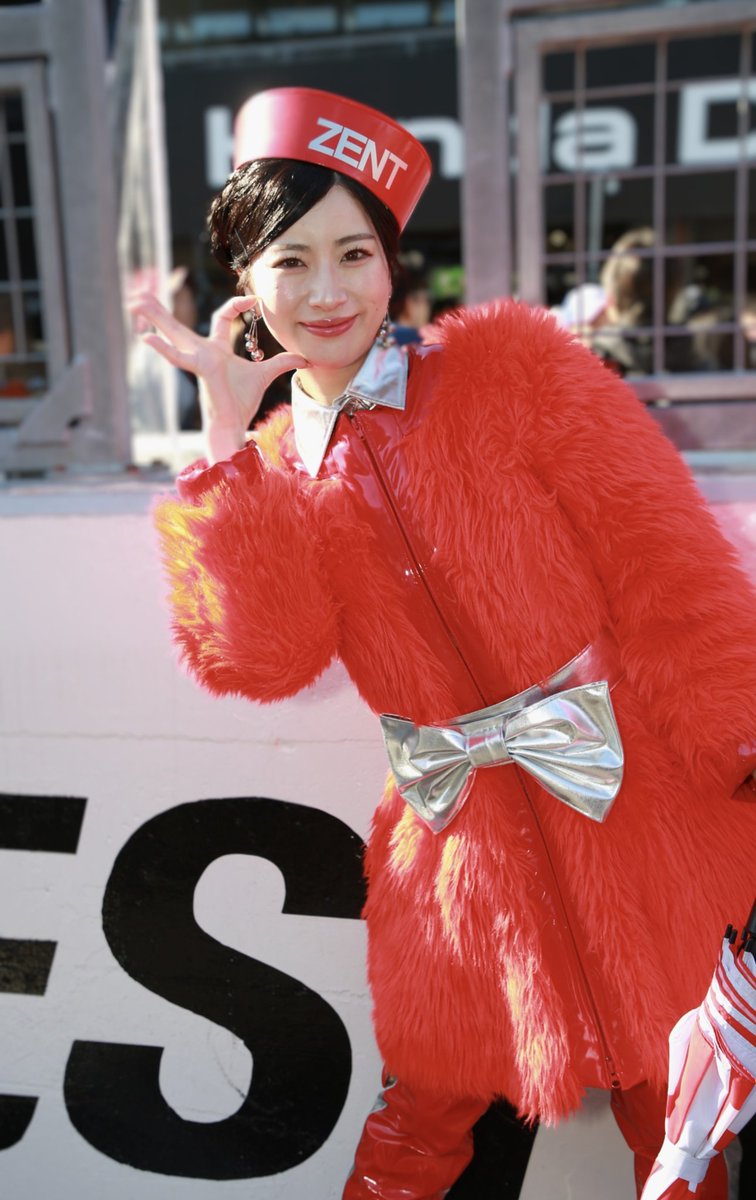 mk0327sayu's tweet photo. #スーパーGT 
#SUPERGT2024 
#GRAND_FINAL 
#SUPERGT30TH 
#ZENTsweeties2024 
#レースアンバサダー 
#さかいゆりや さん(@s2l02ls2)
#ゆりやん 
#さかいゆりや🍮 https://t.co/Ui60LKn1R5