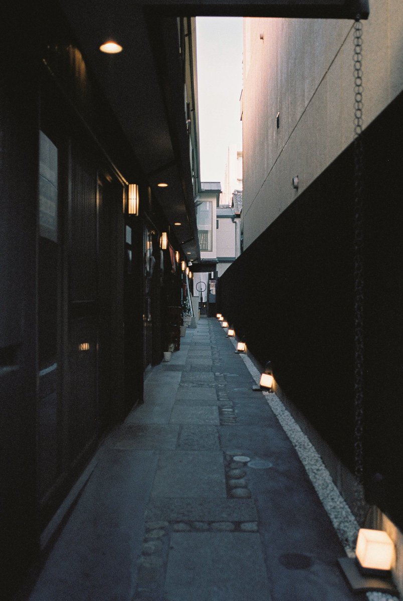 The camera and the photos. #35mm 🎞️