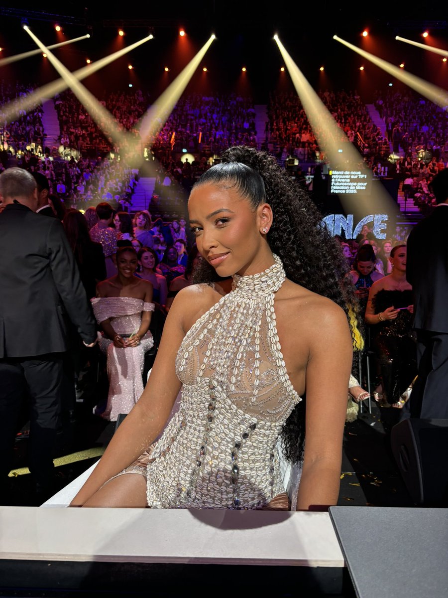 Flora Coquerel tweet media