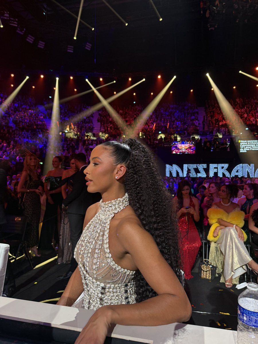 Flora Coquerel tweet media