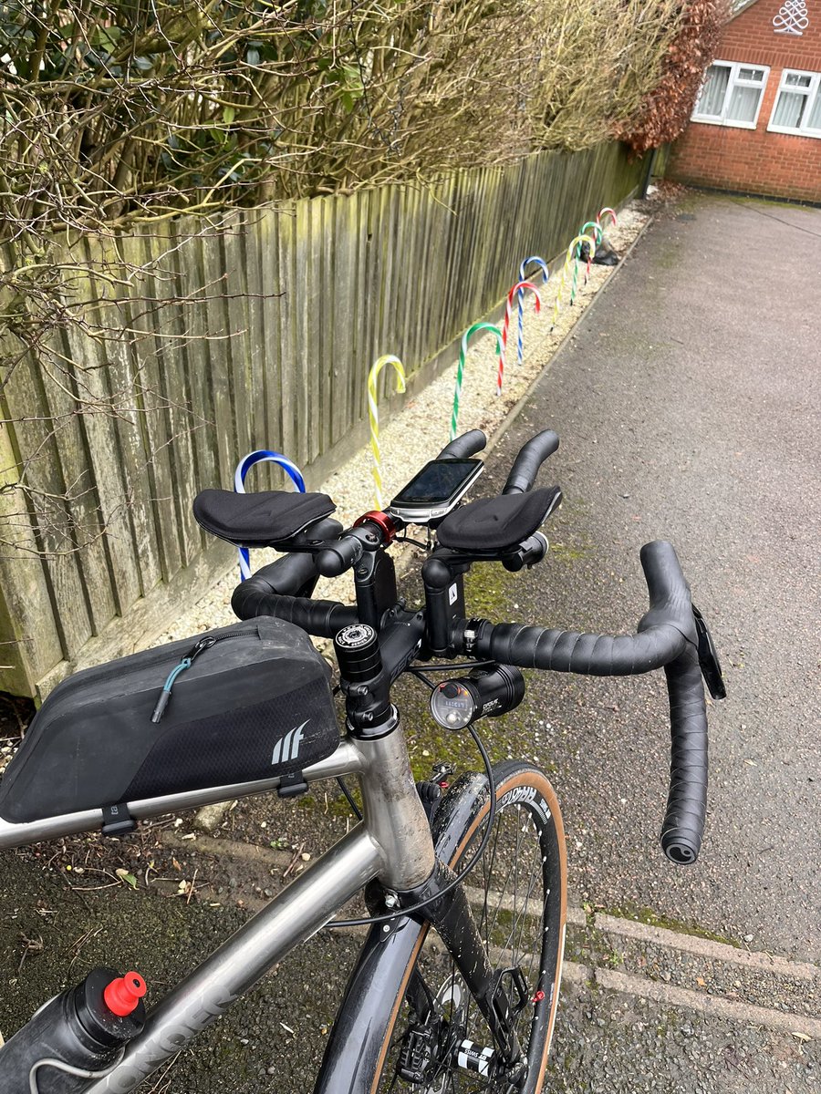 Dog_in_a_hat's tweet photo. @Absolutemtb1 #ride2 12 rides of Christmas https://t.co/X45olIAD5D