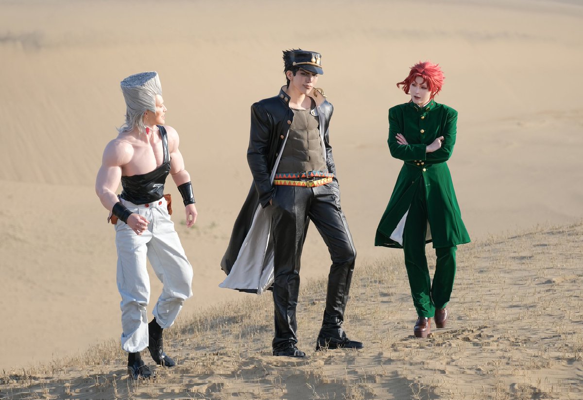 aoi_izum's tweet photo. ⚠Cosplay
JOJO'S BIZARRE ADVENTURE
Part3 Stardust Crusaders

若者組

-----------
承太郎:麦
花京院:泉原葵
ポルナレフ:仟餅
photo:@jisiti27

#スタクル旅行記鳥プト編414
#JJBACosplay https://t.co/mcsJiCyOHm