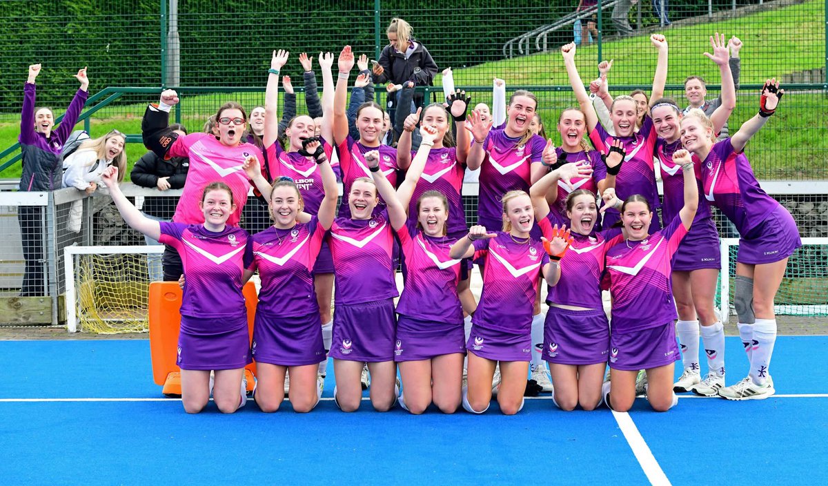 Beccamalyon's tweet photo. Christmas update 🎄
For the first time in Loughborough history, we’ve made top 6 in the EH Premier league 🥳🥂
Such an incredible group of people, not just the players but the people doing extra hard work in the background 💜 https://t.co/CO8QOLHGzp
