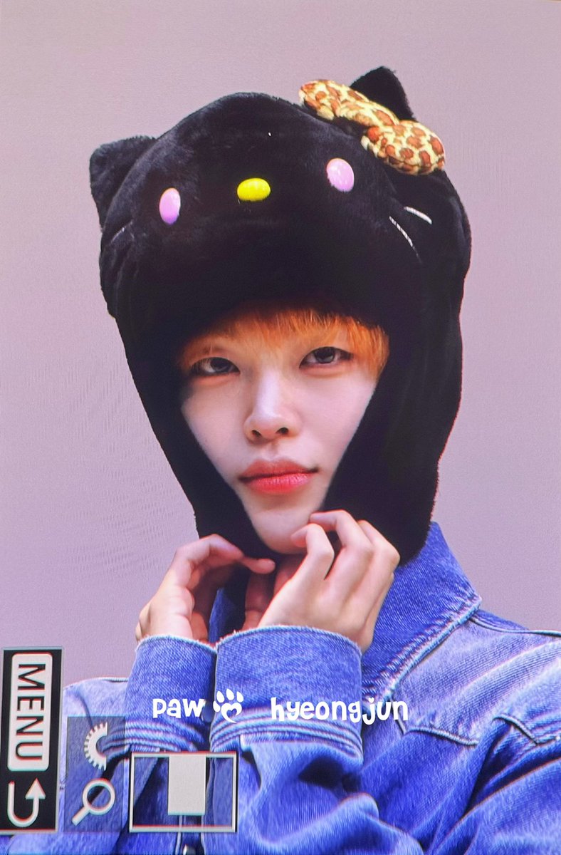 241215 Withmuu Fansign event 

위드뮤 팬사인회

#CRAVITY #크래비티 
#Hyeongjun #형준