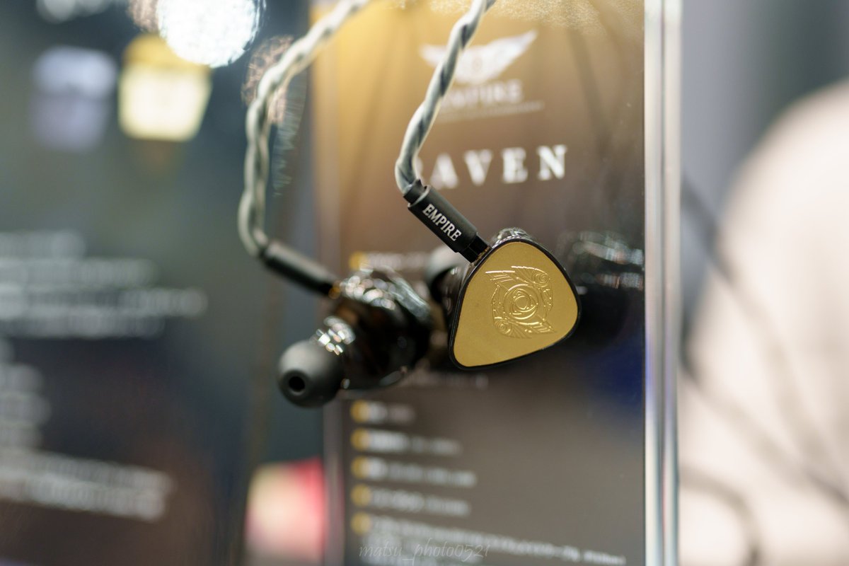 kenz_Mrs's tweet photo. #ポタフェス アユートさんブース
Empire Ears TORITONとRAVEN
すごく深いところから押し寄せてくる感覚だった https://t.co/1MMNVUgqJA