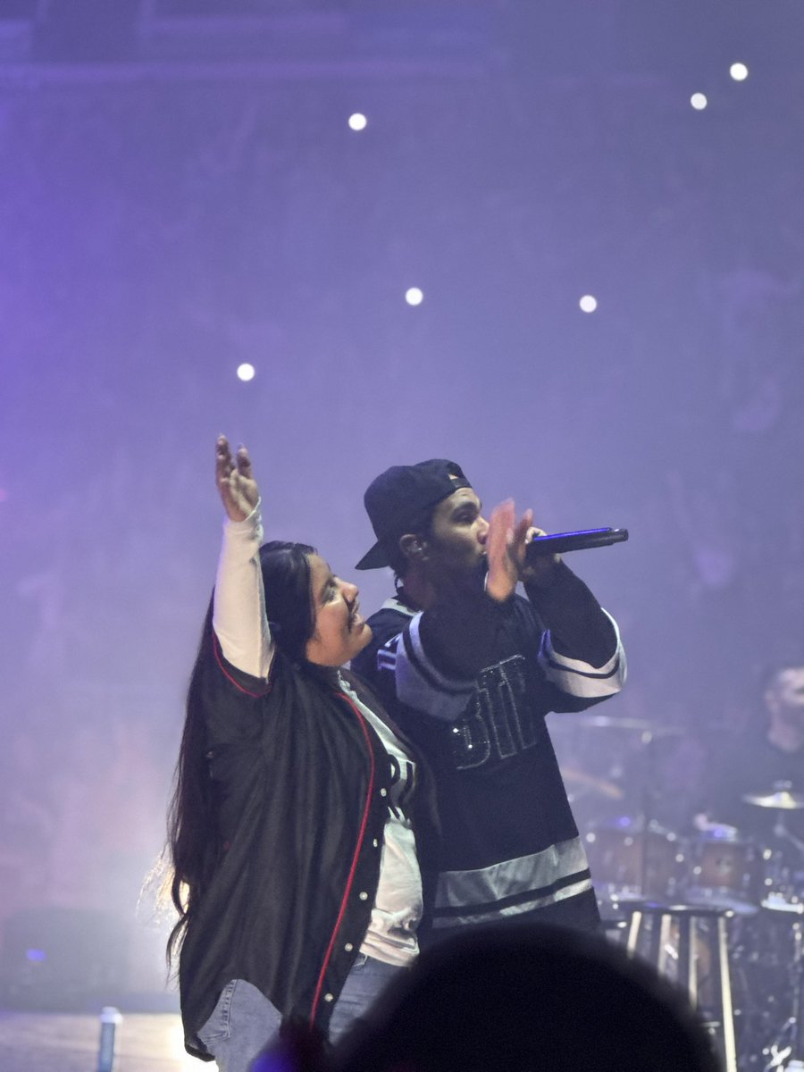 Ginasworld6's tweet image. If you know this girl tag her