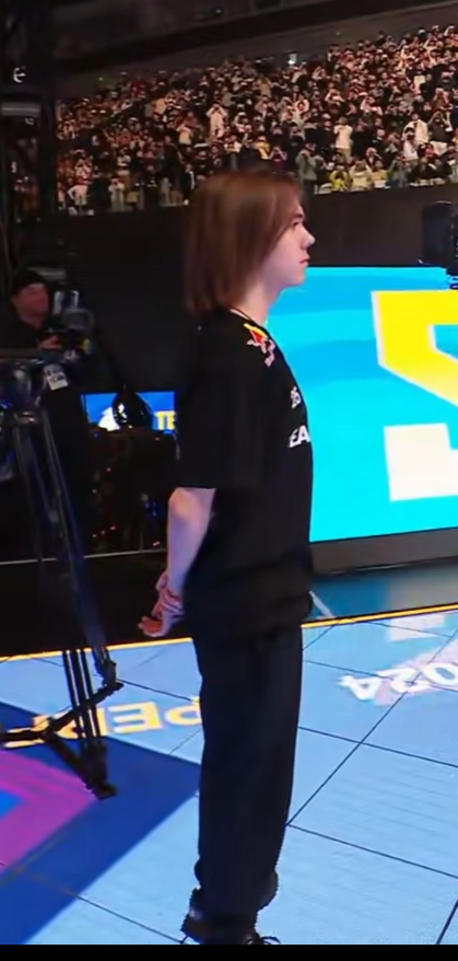 pov you just individually dominated faze in a major final