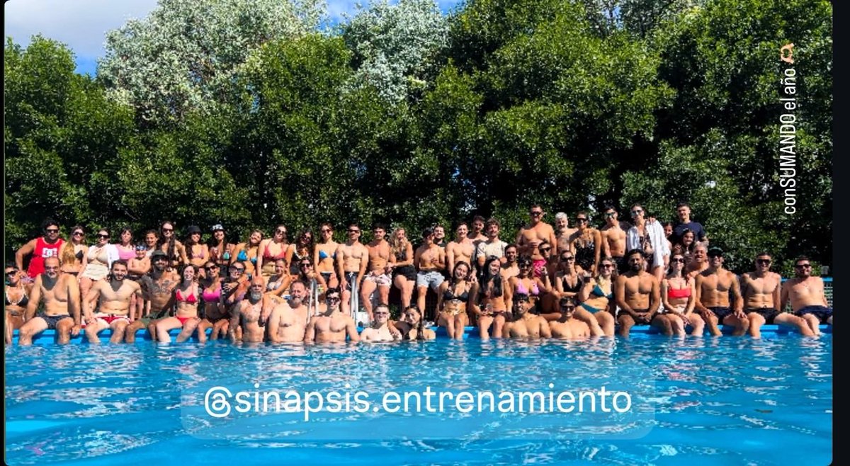 OllerAnabela's tweet photo. @todonoticias #estefinde 
Ademas de entrenar...Festejamos!
Sinapsis Entrenamiento Quilmes https://t.co/4meirBXQyg