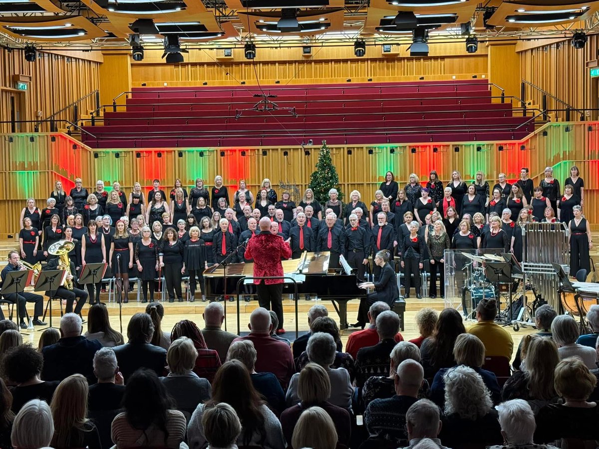 We’re back at 3pm to do it all again! 

We are SOLD OUT and looking forward to welcoming a new audience to partake in our festive shenanigans 🎄

#NadoligLlawen #MerryChristmas