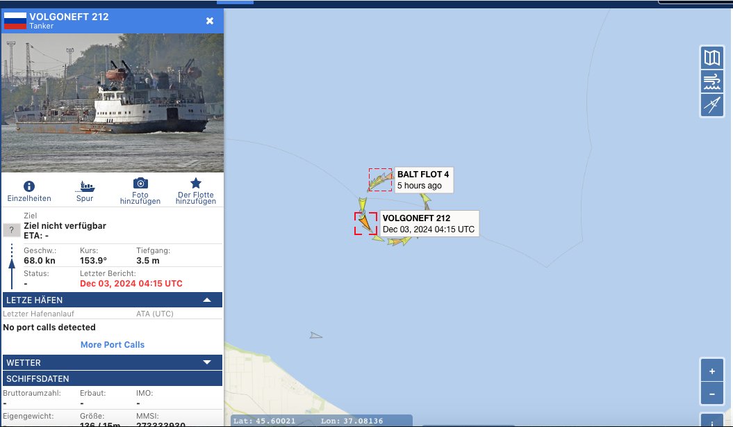 Strange shipmovements in circles around the last position of Volgoneft 212 since around midnight. When did the troubles begin? Also, because you can see oil (probably) since yesterdays sentinel-1 image? 

#oilspill #volgoneft #russiaissinking