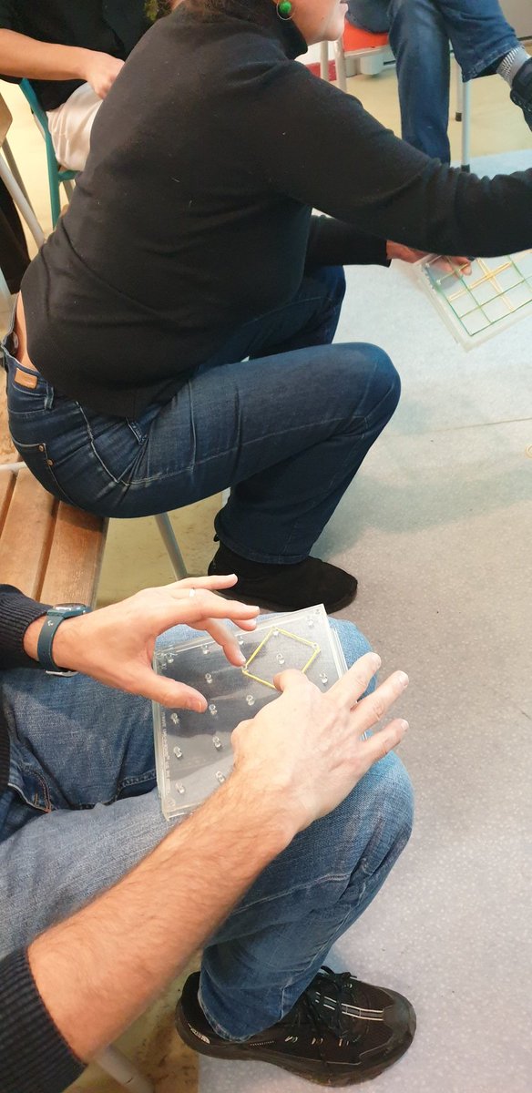 ChristelleLerda's tweet image. Faire vivre la démarche du triptyque d'apprentissage en mathématiques avec les Geoplans 🔷️🔻 La résolution de problème en géométrie, c'est puissant ! 🟨🔶️
#planmaths #geometrie @lucas_nadege @AcademieNice @circodecogolin