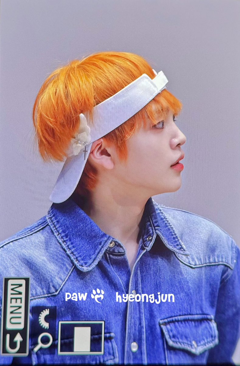 241215 Withmuu Fansign event 

위드뮤 팬사인회

#CRAVITY #크래비티 
#Hyeongjun #형준