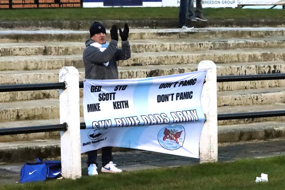Scrumbs's tweet photo. @scottlh1968 @crooktown_afc 👏👏👏 https://t.co/teXbqDtCGA