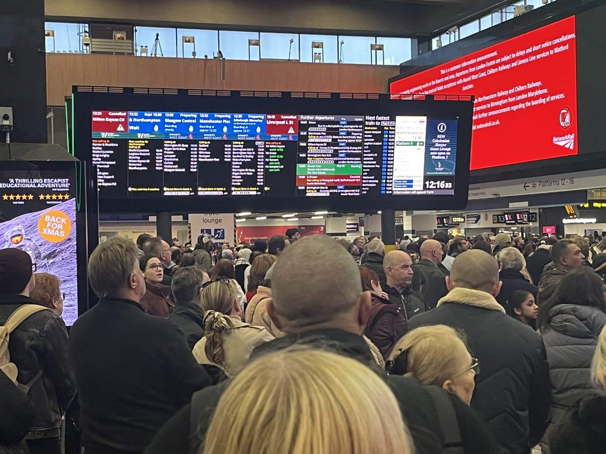 Chaos at Euston again and across the railways this weekend.

Sorting this mess out needs to be a top-level priority for the Government in 2025 - starting on day one in the New Year.

People are truly fed up with it and it is damaging the economy.