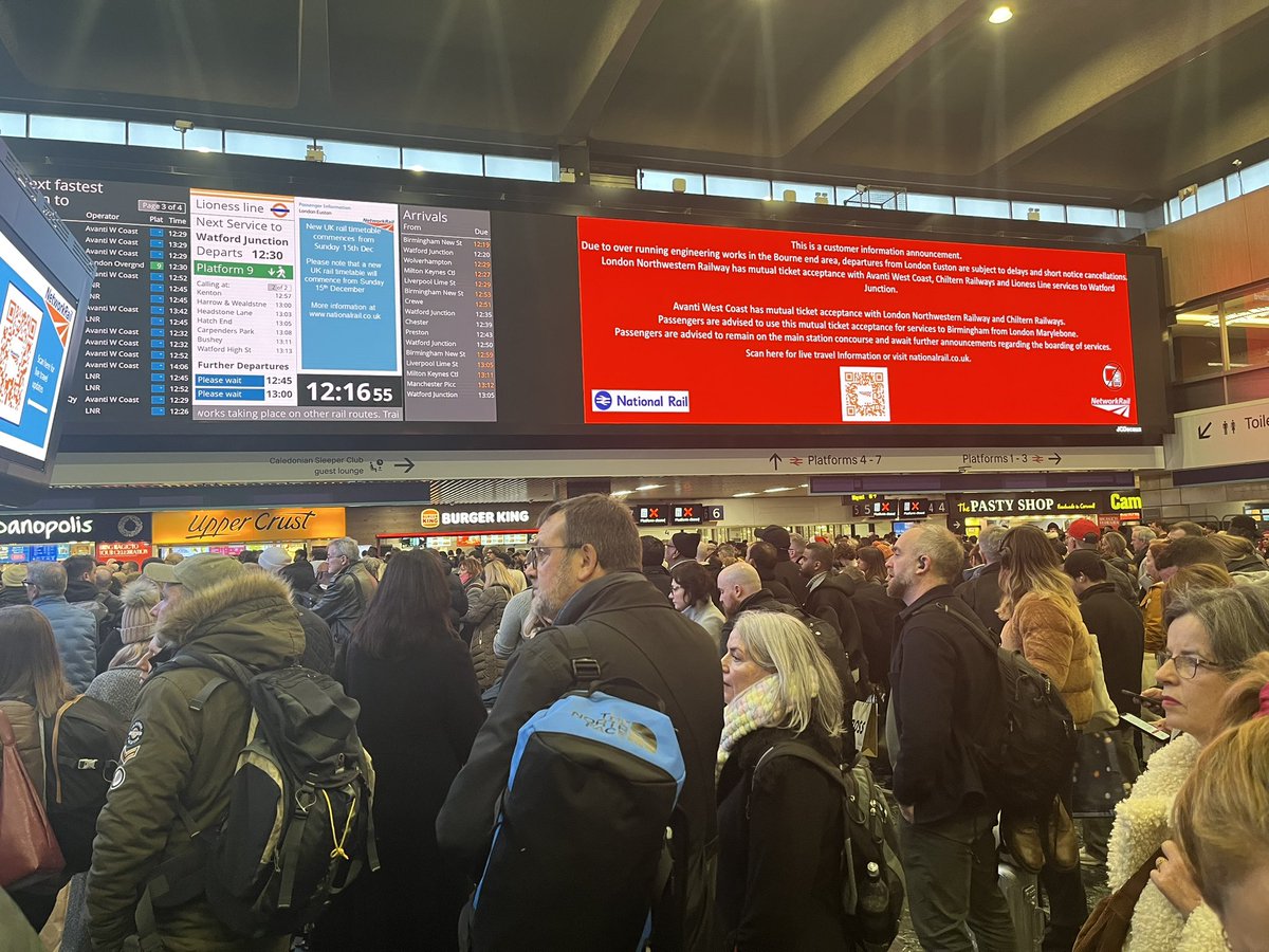 Andy Burnham tweet media