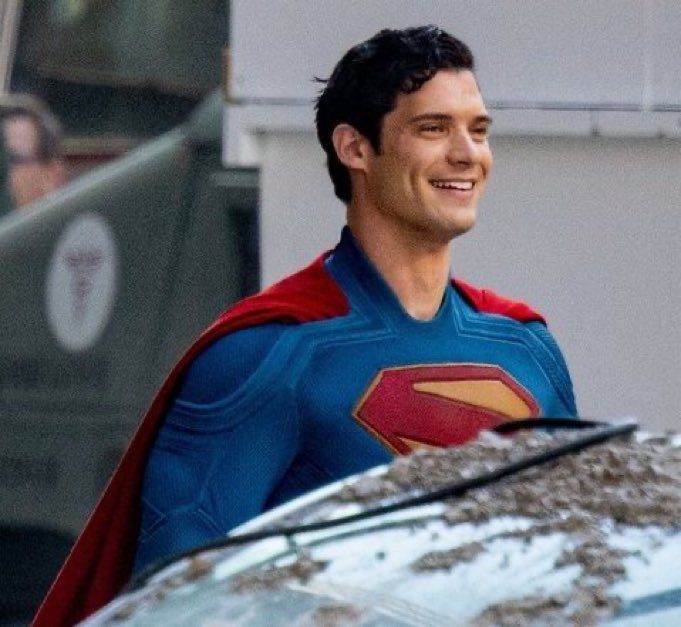 DCUBrief's tweet photo. The Superman trailer is releasing this week, so here's EVERY reveal of the movie so far.

A THREAD 🧵 https://t.co/Bf3Mqr2KUM