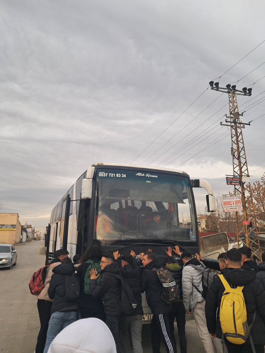 1922 km 42 saat ile rize deplasmanını  sonlandırdık cefanın başrolü <a href="/Nalcacililar/">NALÇACILILAR</a>