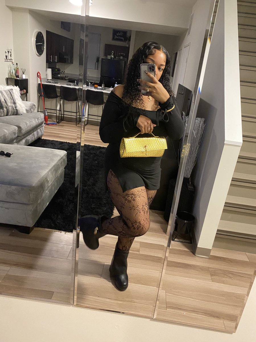 Samone_413's tweet photo. 🖤✨ #Cleveland https://t.co/1xgIswPZnl