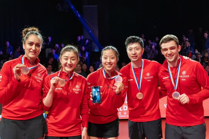 SportsArena1234's tweet photo. 🏓TEAM ASIA WON THE INAUGURAL WALDNER CUP
Team Asia, captained by 6-time Olympic Champion Ma Long🇨🇳 defeated Team World 14-10 to win the Waldner Cup, analogous to the Laver Cup in Tennis.
Indian WS #2 Manika Batra was part of the team. https://t.co/rLMJfbRAxW