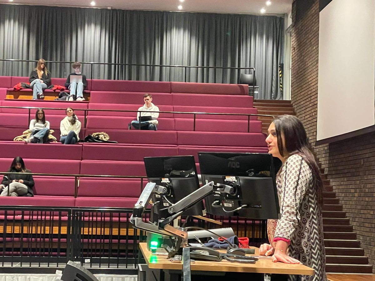 _aishamughal's tweet photo. I feel grateful for teaching this semester at @UniOfYork It was a great experience and I will miss these amazing students. I also feel humbled for becoming the first Pakistani Khawaja sira/transwomen to teach in one of the top UK universities. https://t.co/WwJShxn5rs