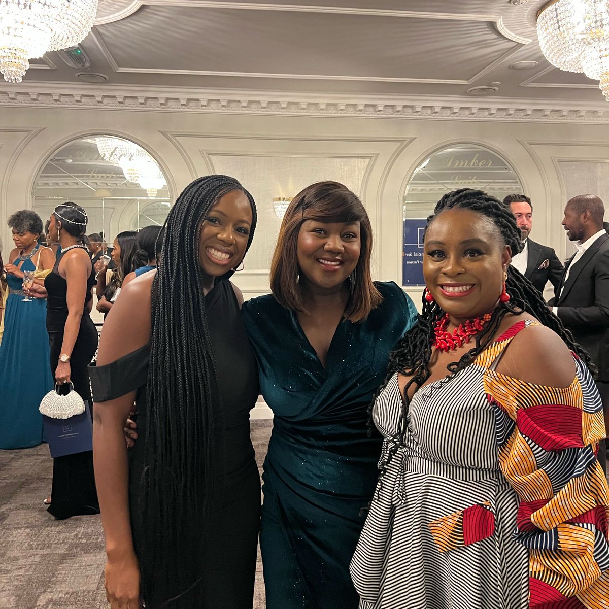 MelaninMedics's tweet photo. We were honoured to have attended the
BCDD Black Excellence Gala! It was a great time interacting with new and familiar faces, sharing the work of Melanin Medics and celebrating the success of the BCDD!
Thank you to @BCDDAssociation for inviting us!
#BCDD #MelaninMedics https://t.co/2zcbEgHW1B