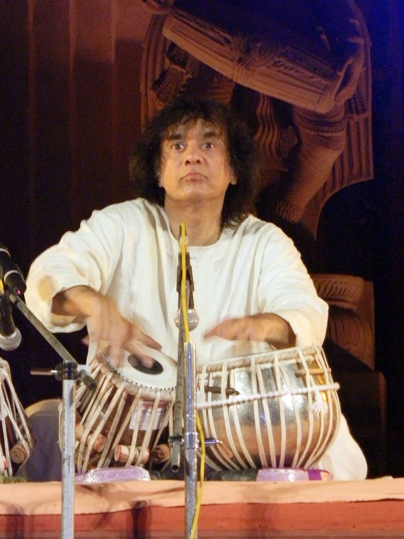 Prakash82587's tweet photo. Deeply saddened to learn about the passing away of Tabla maestro #ZakirHussain. He was one of the greatest ambassadors of Indian music who showcased the world the profound depth of Indian classical music through #Tabla. His spellbinding rhythm weaved magic
#光る君へ https://t.co/DSPdbhniBV