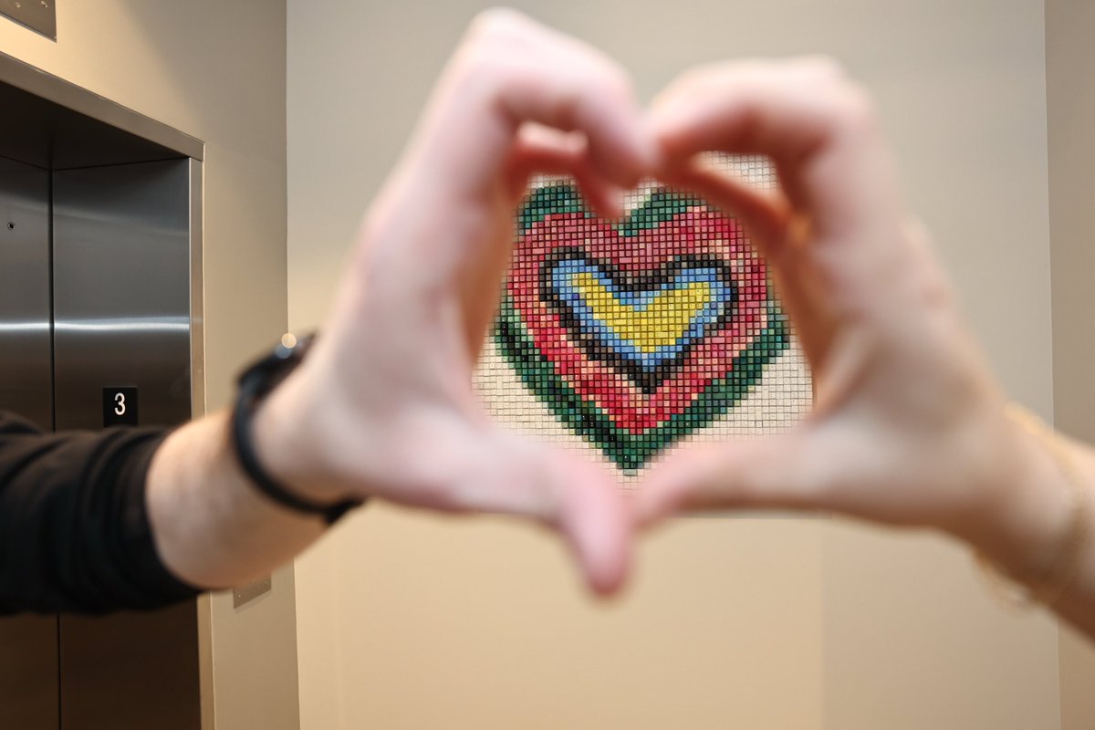 This is an inspiring piece of artwork in tribute of <a href="/DrLupo/">DrLupo</a> and his $25 million commitment to St. Jude, proudly displayed in the Build Against Cancer and GCX floor at the Domino’s Village.