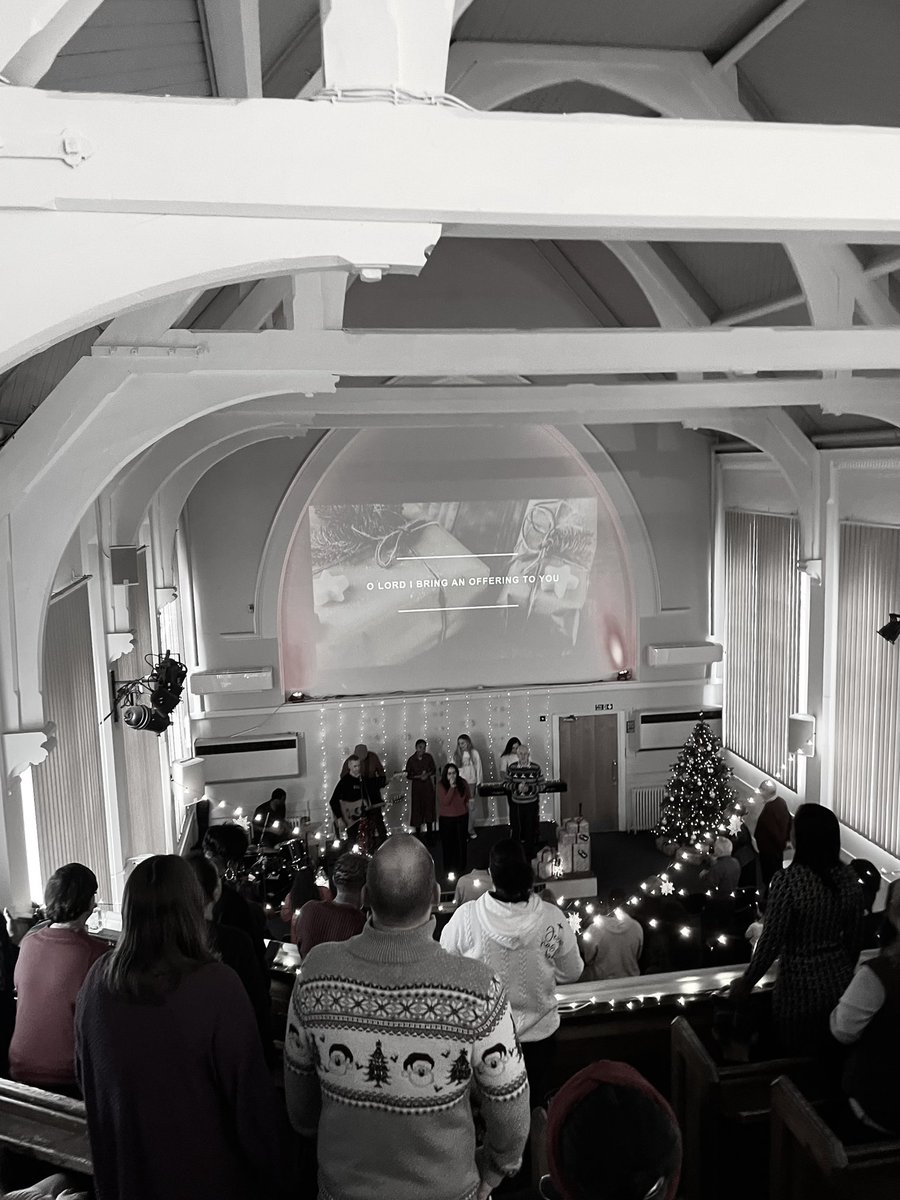 LifeChurchLife's tweet photo. What an amazing morning celebrating God’s perfect gift to us! His gift is personal to us, it is the gift we need more than any other, and it is a gift given sacrificially out of the Father’s great love for us. Let’s receive the greatest gift of all this Christmas! https://t.co/G7os3KgKJX