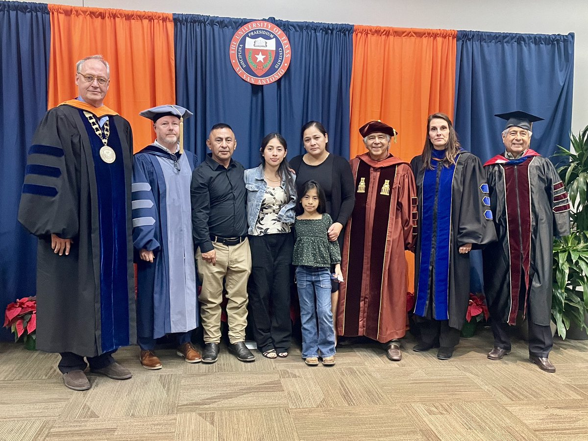 UTSA's tweet image. Edwin Beltran was very close to earning his civil engineering degree when he passed away following a vehicle-pedestrian accident.

Yesterday, 22 of his family members gathered in the Dome to watch Edwin’s father cross the stage.

Now &amp;amp; Forever. ❤️

#UTSA #UTSAGrad24 @UTSA_CEID