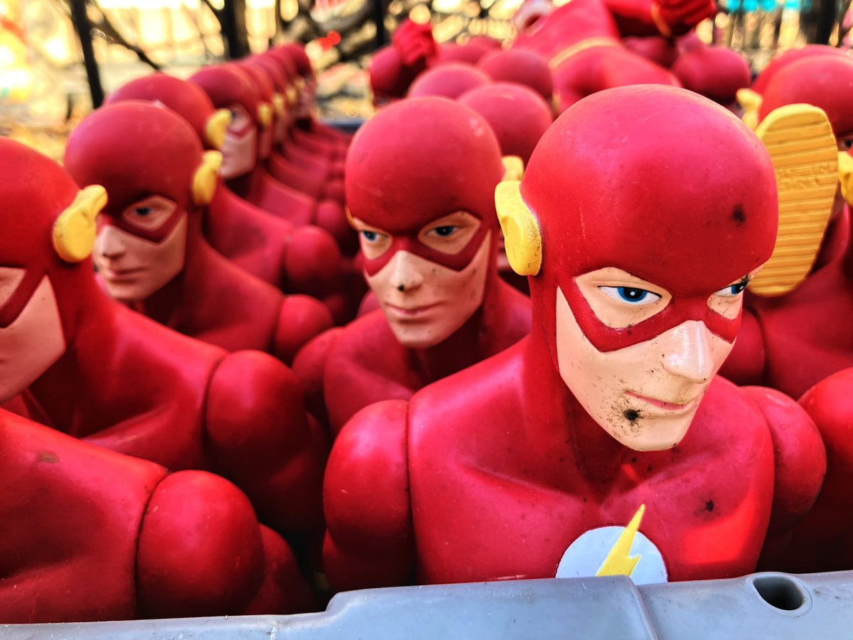 DHermanStudio's tweet photo. Flea Market Flashes

#flash #theflash #dcflash #barryallen @dcofficial #dccomics #infiniteearths #parkslope #parkslopebrooklyn #parkslopefleamarket #fleamarket 

https://t.co/0IeUNihRfa https://t.co/jhfvWVFzHi