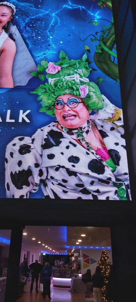 BeckGra's tweet photo. Keeping the Panto tradition alive & kicking. First night of 'Jack & The Beanstalk' at the Bridlington Spa, with my friend Joe Standerline as Dame Trott (& very accurate with her pump-action water gun she was, too!).
#panto #bridpanto #bridspapanto #bridlington #tradition https://t.co/G7hz4BsRTM
