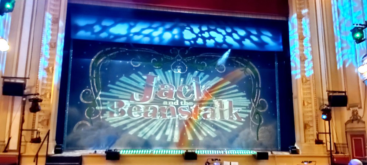 BeckGra's tweet photo. Keeping the Panto tradition alive & kicking. First night of 'Jack & The Beanstalk' at the Bridlington Spa, with my friend Joe Standerline as Dame Trott (& very accurate with her pump-action water gun she was, too!).
#panto #bridpanto #bridspapanto #bridlington #tradition https://t.co/G7hz4BsRTM