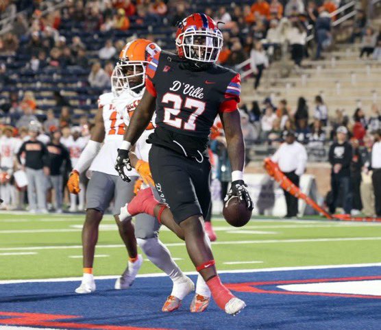 Thank you <a href="/Duncanville_FB/">Duncanville High School Football 🏈</a>  and the coaches and staff

Time for another chapter…

Dville forever💙❤️