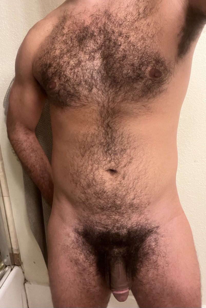 justlikedaddy7's tweet photo. Come smell Daddy, I bet you’ll like it. https://t.co/0fToHOPeNi