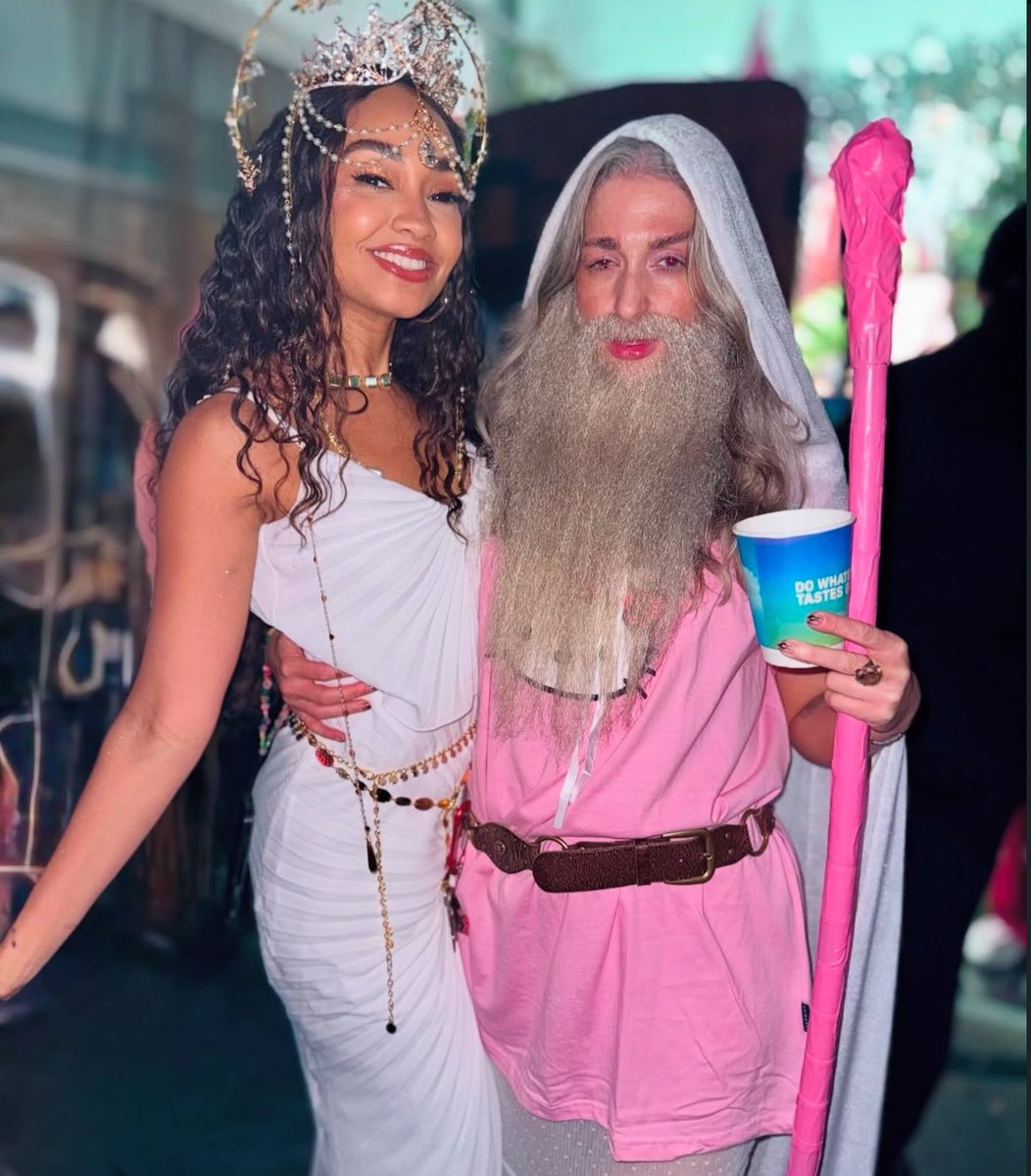BeyondLeigh tweet media