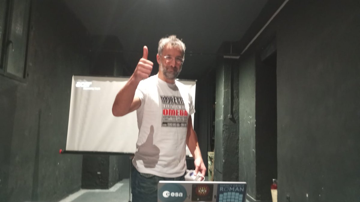 El acto "Arte 🎨 y Astronomía 🪐" de la sección de ciencia del Foro de la Cultura de <a href="/RecortesCero/">Recortes Cero 👌🏽</a> ha sido interesante y sorprendente. 
 Gracias a José Antonio Caballero de <a href="/C_Astrobiologia/">Centro Astrobiología</a> y felicidades a <a href="/ErnestoMNL/">Ernesto MNL</a> 
Seguiremos 💪