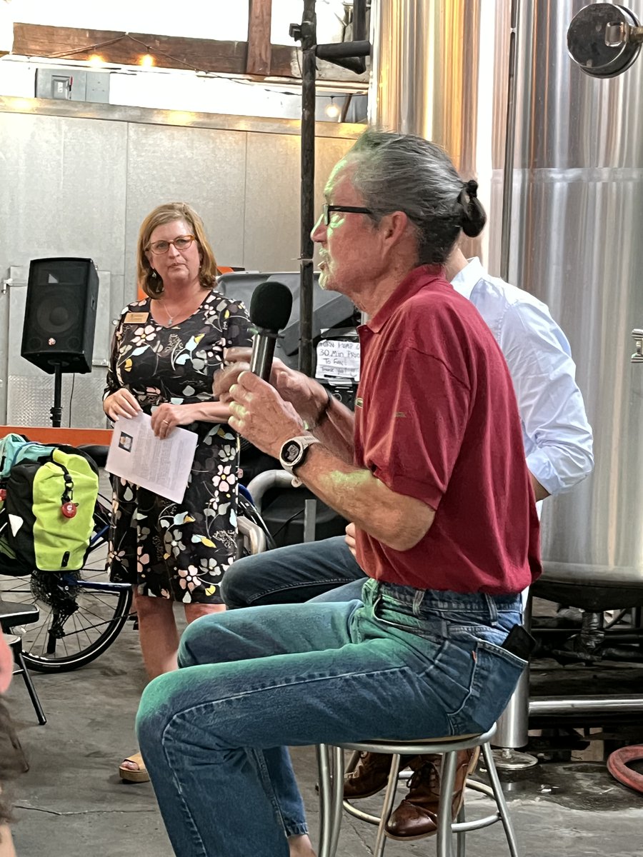 SJRK's 2024 Advocate of the Year is Logan Cross! He is chair of the NE FL Sierra Club and is leading the Renew Jacksonville Campaign to get Jacksonville to transition to 100% renewable energy before 2050.

Read more in our blog: stjohnsriverkeeper.org/2024-volunteer…
