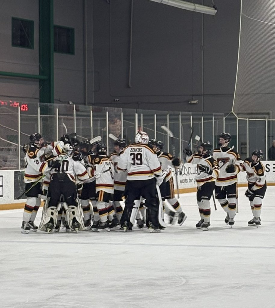 🛳️ ‘SHIP ALERT!  16UA is heading to championship game at 2:15 pm vs McKinney 16AA!! 🛳️

#gopens #pensnation