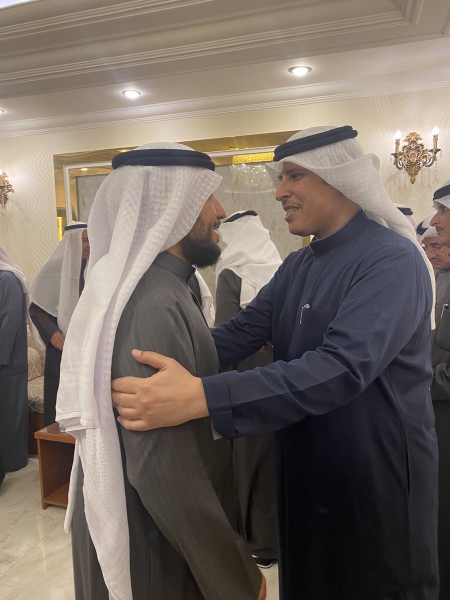 الإعـلامي / سـالم بـن راضـي (@salemradi) on Twitter photo أقام أبناء هاضل الجلاوي حفل استقبال وعشاء على شرف عودة أخيهم فهد هاضل ( ابو سلطان ) من رحلة العلاج بالخارج ،، حضر الحفل عدد من الشخصيات السياسية والاقتصادية والوزراء وأعضاء مجلس الامة ومن محتلف شرائح المجتمع مهنئين بعودة ( بو سلطان )
<a href="/JamalAlJalawi/">جمال الجلاوي</a>
<a href="/Sal9abri/">سلطان فهد الجلاوي</a>
<a href="/MohdALjalawi/">م.محمد حامد الجلاوي🇰🇼</a> أقام أبناء هاضل الجلاوي حفل استقبال وعشاء على شرف عودة أخيهم فهد هاضل ( ابو سلطان ) من رحلة العلاج بالخارج ،، حضر الحفل عدد من الشخصيات السياسية والاقتصادية والوزراء وأعضاء مجلس الامة ومن محتلف شرائح المجتمع مهنئين بعودة ( بو سلطان )
<a href="/JamalAlJalawi/">جمال الجلاوي</a>
<a href="/Sal9abri/">سلطان فهد الجلاوي</a>
<a href="/MohdALjalawi/">م.محمد حامد الجلاوي🇰🇼</a>
