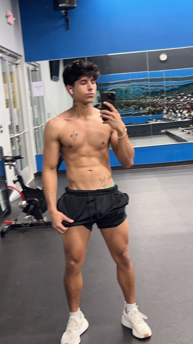 Gym partner w/ benefits 😈