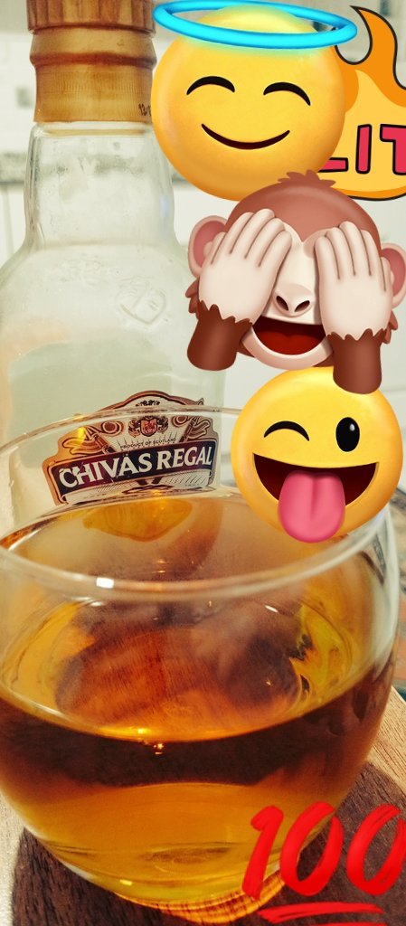 Biraz abarttım sanırım rakı sonrası viski keyfi ikisi bir arada.. Kamuran Akkor misali anılarım sarhoş ben sarhoş oldum😂😂😂💋💋