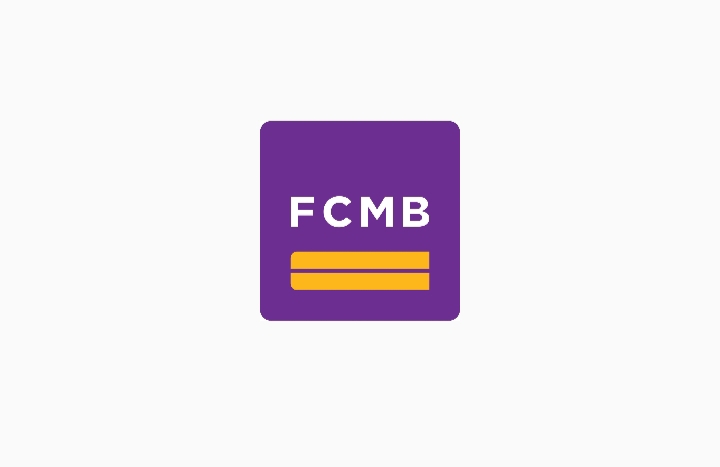 AEB2211's tweet photo. I transferred money using my @MyFCMB app in September, transaction was unsuccessful, went to the bank twice and requested that money be reversed to my account, that hasn't been done till date. Two other cases after then, none has been resolved. Help @cenbank https://t.co/QRcYcgm2oW