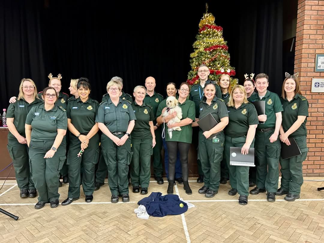 NWAmb_CREO's tweet photo. NWAS choir performing at St Catherine's Hospice, St Mary's Church, and Grimsargh, Tesco, in Leyland throughout December.
All monies raised donated to some great charities π°
#christmasisforgiving
ππππππππππ https://t.co/xm9Hjt2nB8